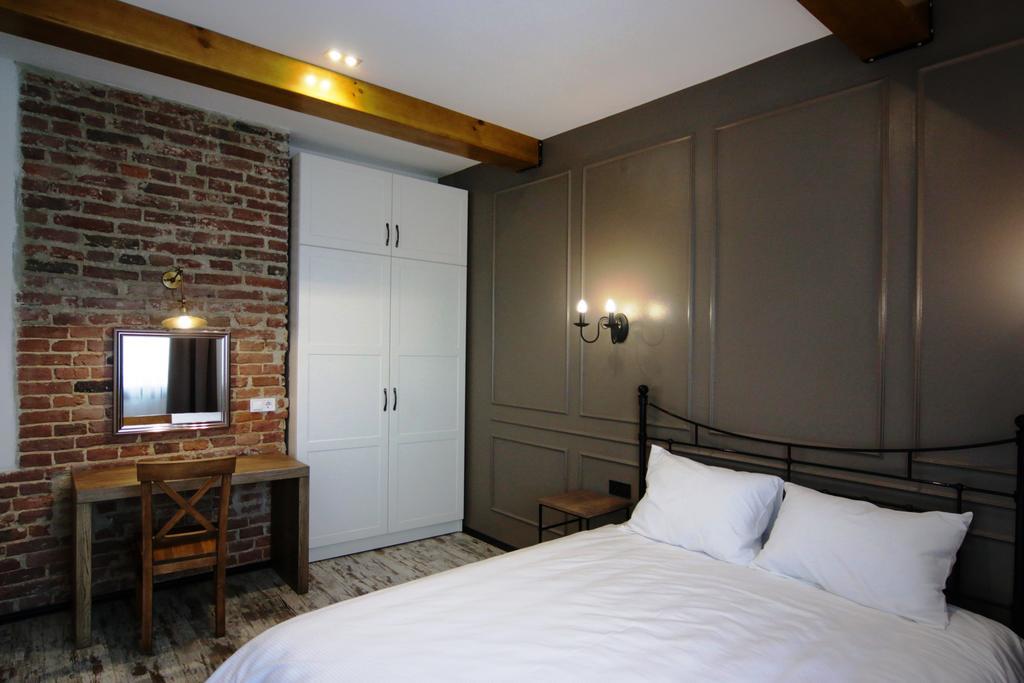 Potocki Apartment *